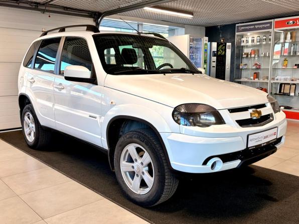Chevrolet Niva I Рестайлинг с пробегом 2017 года, цена 655 597 рублей, 144717 км, внедорожник, Автокод Объявления