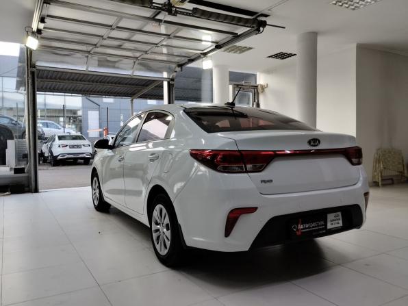 Kia Rio IV с пробегом 2018 года, цена 1 350 000 рублей, 114260 км, седан, Автокод Объявления