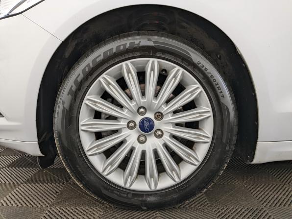 Ford Mondeo V с пробегом 2018 года, цена 1 980 000 рублей, 116815 км, седан, Автокод Объявления