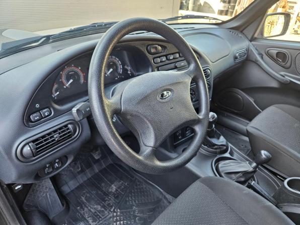 Lada (ВАЗ) Niva Travel I с пробегом 2023 года, цена 997 000 рублей, 22500 км, внедорожник, Автокод Объявления