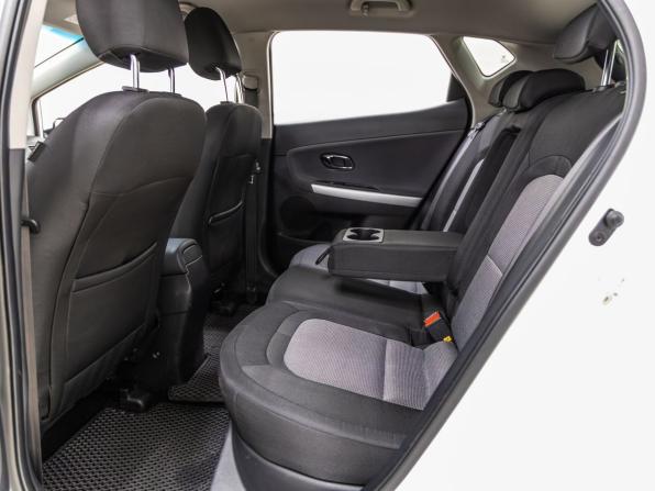 Kia Ceed II Рестайлинг с пробегом 2018 года, цена 1 298 000 рублей, 97697 км, универсал, Автокод Объявления