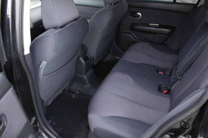 Nissan Tiida I с пробегом 2007 года, цена 595 000 рублей, 228292 км, хэтчбек, Автокод Объявления