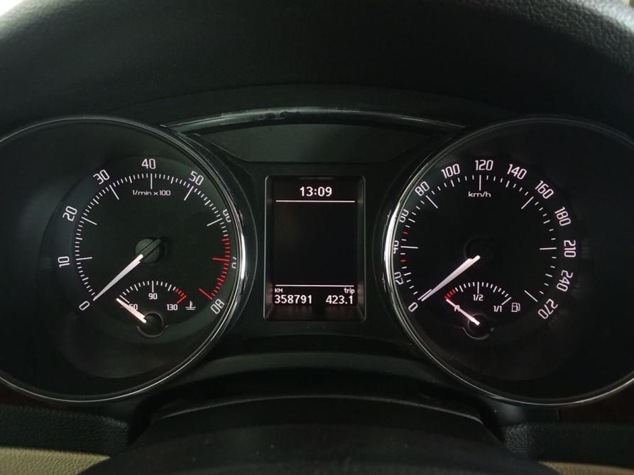 Skoda Superb II Москва  - изображение 13