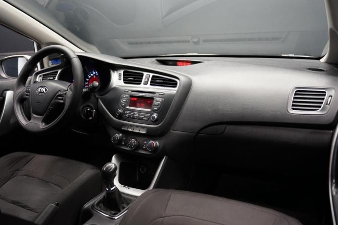 Kia Ceed II с пробегом 2012 года, цена 1 070 000 рублей, 232488 км, хэтчбек, Автокод Объявления