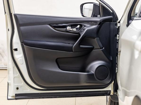 Nissan Qashqai II с пробегом 2015 года, цена 1 448 000 рублей, 210264 км, внедорожник, Автокод Объявления