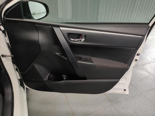 Toyota Corolla XI (E160 E170 E180) с пробегом 2013 года, цена 1 150 000 рублей, 217150 км, седан, Автокод Объявления