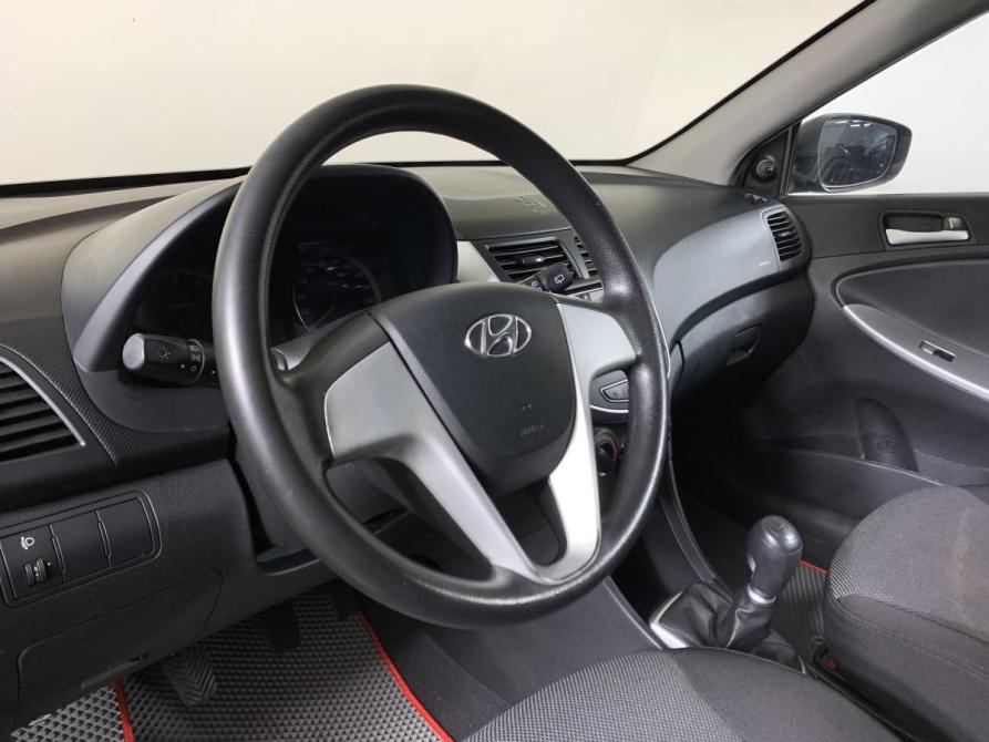 Hyundai Solaris I Москва  - изображение 11