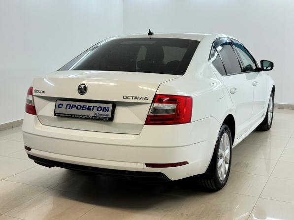 Skoda Octavia III (A7) Рестайлинг с пробегом 2018 года, цена 1 010 000 рублей, 180096 км, лифтбек, Автокод Объявления