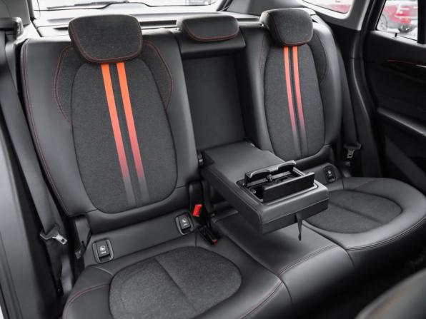 BMW X1 II (F48) Рестайлинг с пробегом 2019 года, цена 2 775 000 рублей, 86087 км, внедорожник, Автокод Объявления