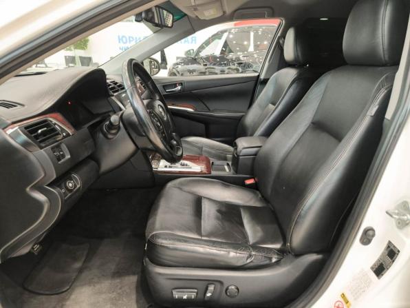 Toyota Camry VII (XV50) с пробегом 2013 года, цена 1 350 000 рублей, 256000 км, седан, Автокод Объявления