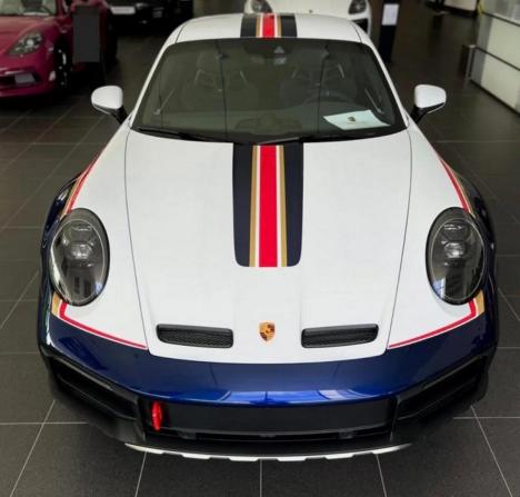 Новый Porsche 911 VIII (992) 2025 года, цена 45 030 100 рублей, купе, Автокод Объявления