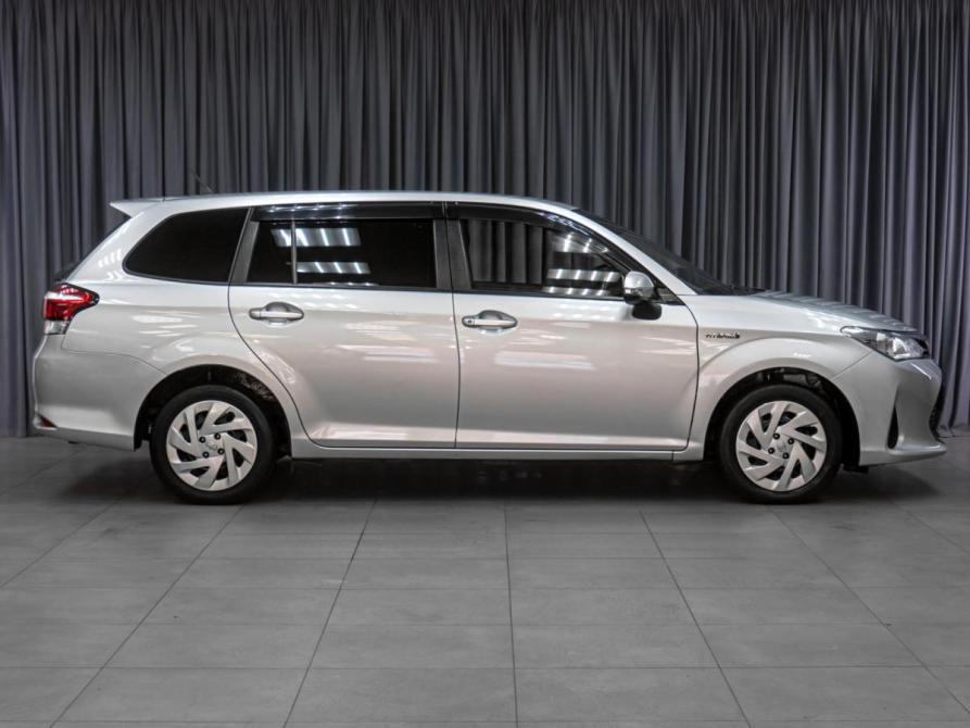 Toyota Corolla XI (E160 E170) Рестайлинг 2 Тюмень  - изображение 5