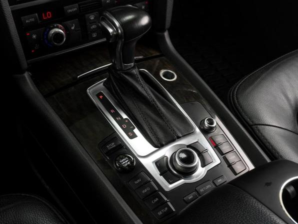 Audi Q7 I (4L) Рестайлинг с пробегом 2011 года, цена 2 109 000 рублей, 199788 км, внедорожник, Автокод Объявления