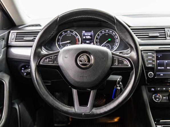 Skoda Superb III с пробегом 2016 года, цена 1 798 000 рублей, 184914 км, лифтбек, Автокод Объявления