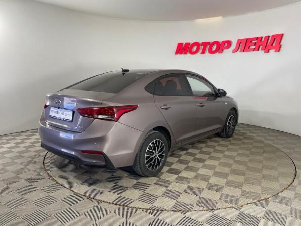 Hyundai Solaris II с пробегом 2018 года, цена 1 270 000 рублей, 156400 км, седан, Автокод Объявления