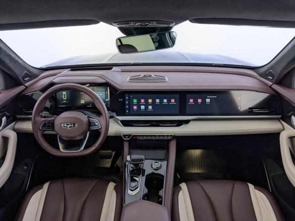Geely Monjaro I с пробегом 2023 года, цена 3 250 000 рублей, 49262 км, внедорожник, Автокод Объявления