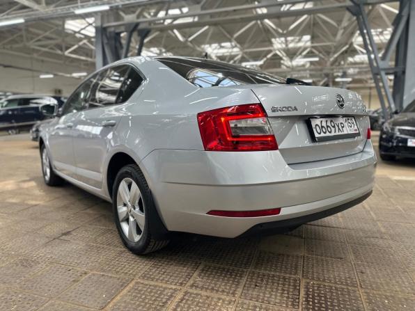 Skoda Octavia III (A7) Рестайлинг с пробегом 2018 года, цена 1 900 000 рублей, 119522 км, лифтбек, Автокод Объявления