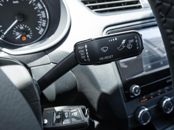 Skoda Octavia III (A7) Рестайлинг с пробегом 2018 года, цена 1 547 000 рублей, 114258 км, лифтбек, Автокод Объявления