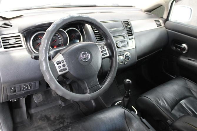 Nissan Tiida I с пробегом 2008 года, цена 377 000 рублей, 258568 км, хэтчбек, Автокод Объявления