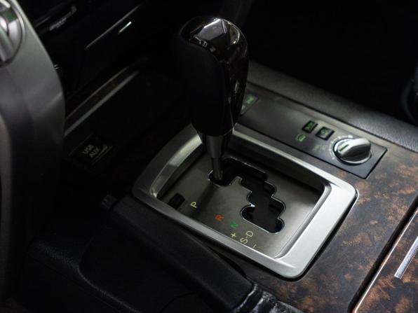 Toyota Land Cruiser 200 Series Рестайлинг 1 с пробегом 2014 года, цена 4 579 000 рублей, 203677 км, внедорожник, Автокод Объявления