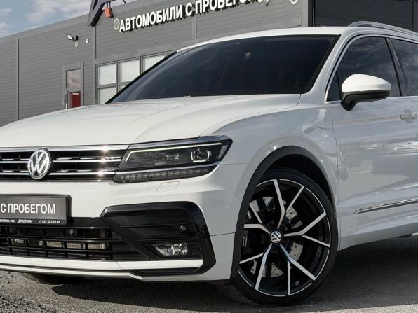 Volkswagen Tiguan II с пробегом 2018 года, цена 2 300 000 рублей, 206682 км, внедорожник, Автокод Объявления