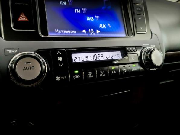 Toyota Land Cruiser Prado 150 Series Рестайлинг 1 с пробегом 2015 года, цена 4 650 000 рублей, 49546 км, внедорожник, Автокод Объявления
