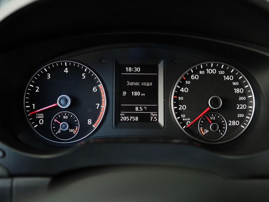 Volkswagen Jetta VI Ижевск  - изображение 14