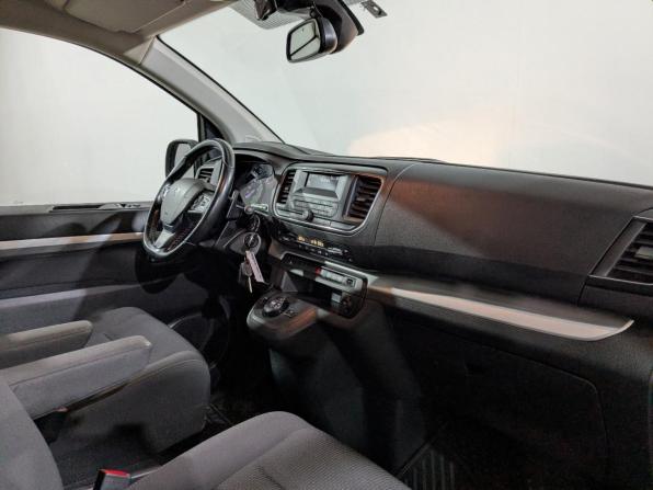 Peugeot Traveller I с пробегом 2020 года, цена 3 350 000 рублей, 51995 км, минивэн, Автокод Объявления