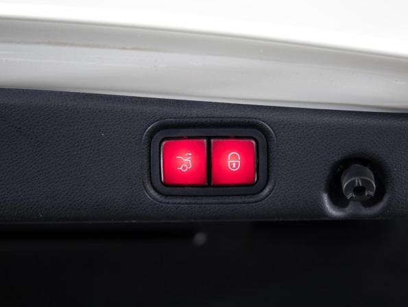Mercedes-Benz E-Класс V (W213 S213 C238) с пробегом 2017 года, цена 2 673 000 рублей, 193317 км, седан, Автокод Объявления