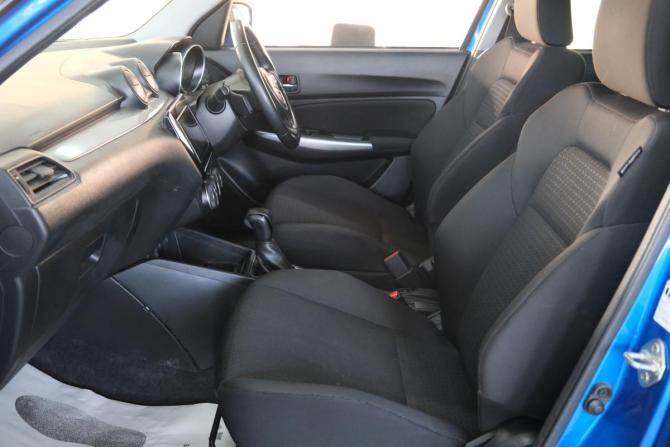 Suzuki Swift V с пробегом 2018 года, цена 1 259 000 рублей, 110000 км, хэтчбек, Автокод Объявления