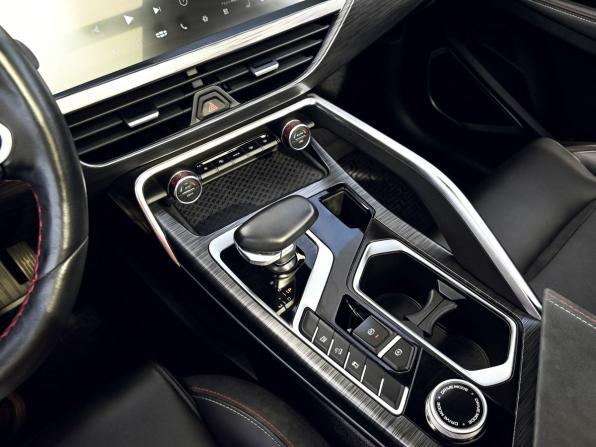 Geely Tugella I с пробегом 2022 года, цена 2 799 000 рублей, 49232 км, внедорожник, Автокод Объявления