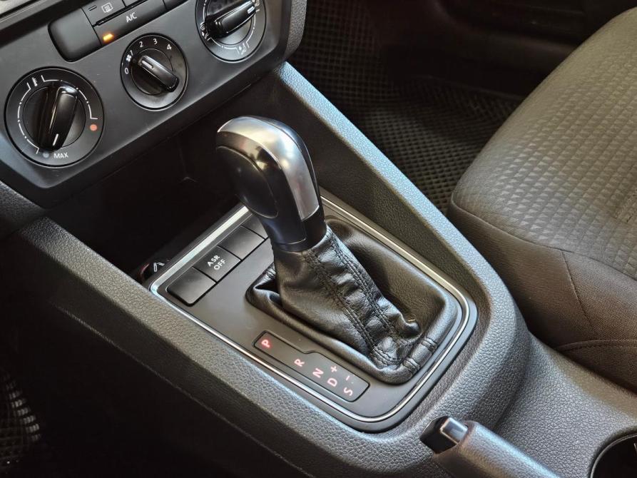 Volkswagen Jetta VI Рестайлинг Вологда  - изображение 15