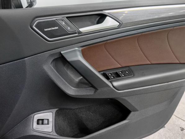 Volkswagen Tiguan II с пробегом 2021 года, цена 3 300 000 рублей, 15000 км, внедорожник, Автокод Объявления