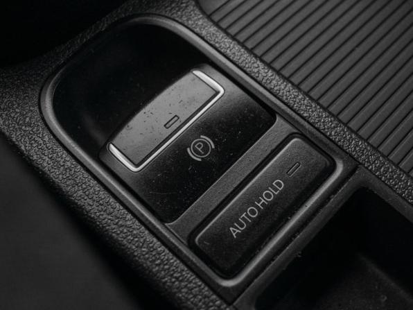 Volkswagen Tiguan I Рестайлинг с пробегом 2012 года, цена 1 100 000 рублей, 208789 км, внедорожник, Автокод Объявления