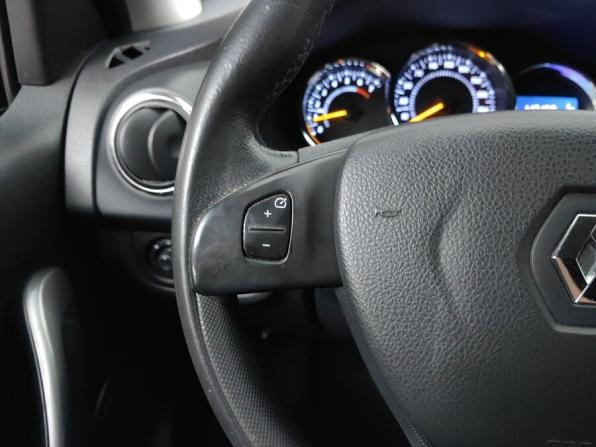 Renault Sandero II с пробегом 2016 года, цена 968 000 рублей, 117000 км, хэтчбек, Автокод Объявления