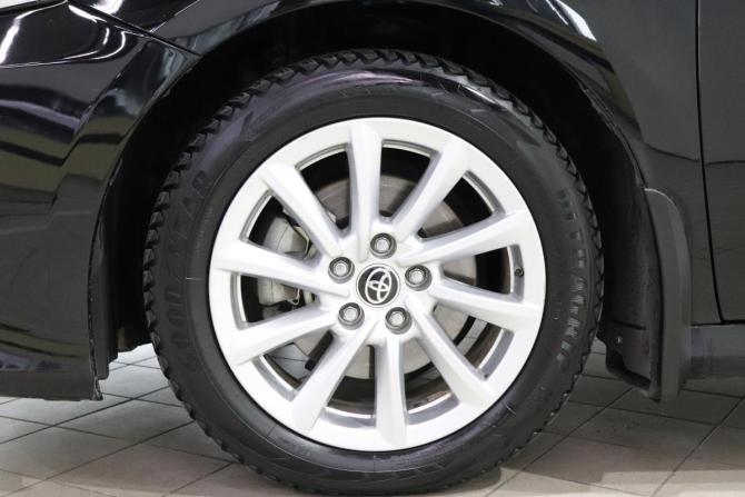 Toyota Camry VIII (XV70) Рестайлинг с пробегом 2021 года, цена 2 375 000 рублей, 111789 км, седан, Автокод Объявления