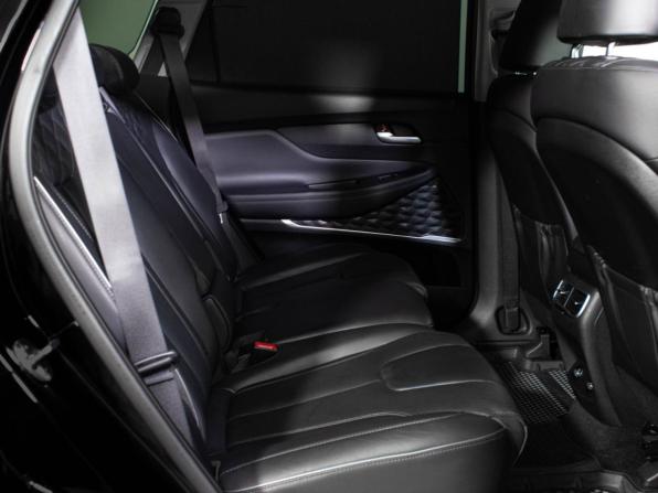 Hyundai Santa Fe IV Рестайлинг с пробегом 2021 года, цена 3 717 000 рублей, 86000 км, внедорожник, Автокод Объявления