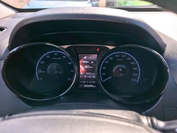 Hyundai ix35 I Рестайлинг с пробегом 2013 года, цена 1 350 000 рублей, 203498 км, внедорожник, Автокод Объявления