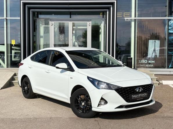 Hyundai Solaris II Рестайлинг с пробегом 2020 года, цена 1 550 000 рублей, 67003 км, седан, Автокод Объявления