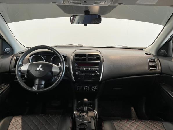 Mitsubishi ASX I с пробегом 2010 года, цена 840 000 рублей, 256000 км, внедорожник, Автокод Объявления