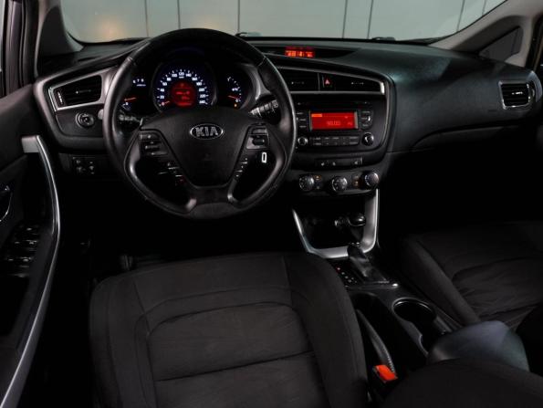 Kia Ceed II Рестайлинг с пробегом 2016 года, цена 1 199 000 рублей, 164964 км, хэтчбек, Автокод Объявления