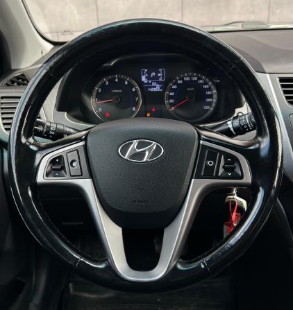 Hyundai Solaris I Рестайлинг с пробегом 2016 года, цена 1 135 000 рублей, 142968 км, седан, Автокод Объявления
