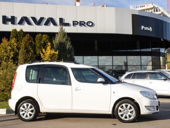 Skoda Roomster I Рестайлинг с пробегом 2014 года, цена 898 000 рублей, 108576 км, компактвэн, Автокод Объявления