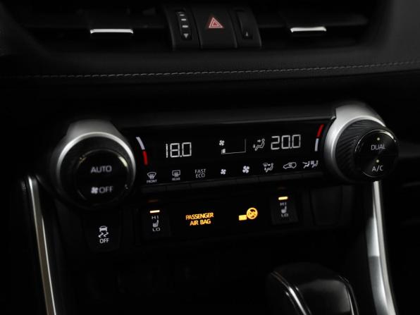 Toyota RAV4 V (XA50) с пробегом 2021 года, цена 3 069 000 рублей, 131629 км, внедорожник, Автокод Объявления