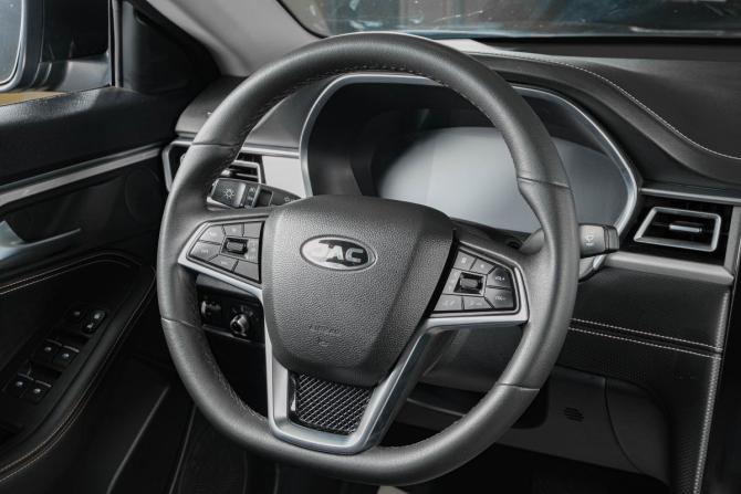 JAC J7 I с пробегом 2023 года, цена 1 059 000 рублей, 67331 км, лифтбек, Автокод Объявления