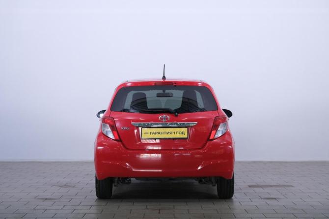 Toyota Vitz III (XP130) с пробегом 2011 года, цена 769 000 рублей, 116000 км, хэтчбек, Автокод Объявления