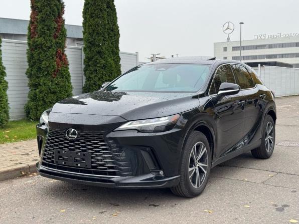 Lexus RX V