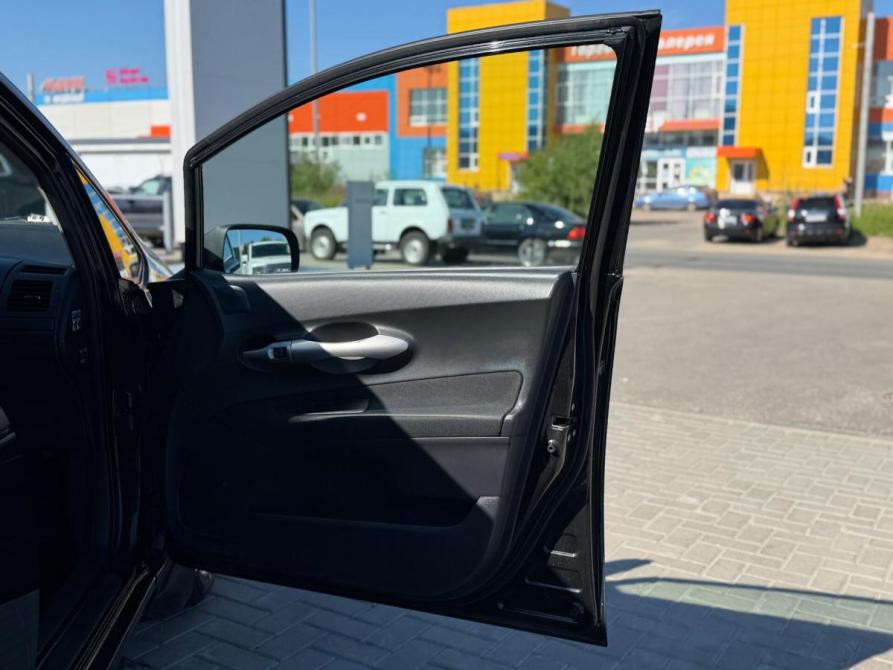 Toyota Auris I Сыктывкар  - изображение 8