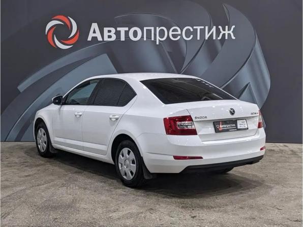 Skoda Octavia III (A7) с пробегом 2014 года, цена 945 000 рублей, 233511 км, лифтбек, Автокод Объявления