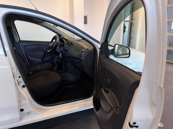 Renault Sandero II Рестайлинг с пробегом 2019 года, цена 1 070 000 рублей, 72095 км, хэтчбек, Автокод Объявления